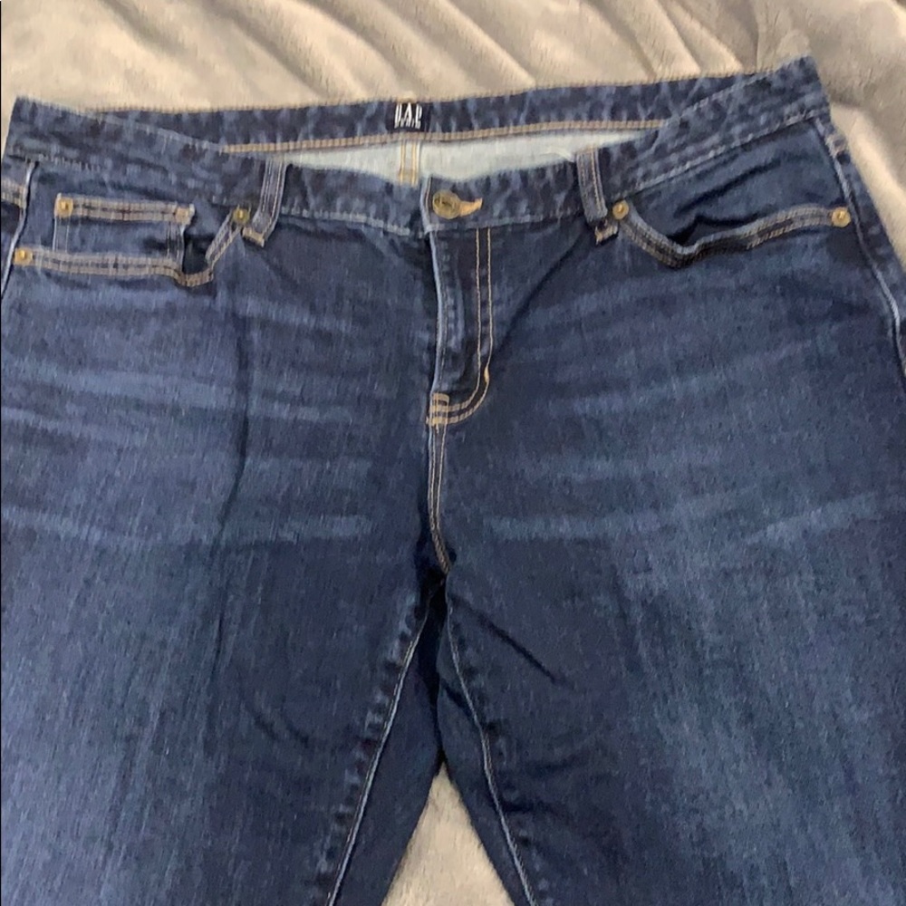 Women’s Gap jeans size 14s